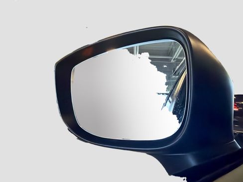 Used 2025 MAZDA CX-5 Carbon Edition image 16