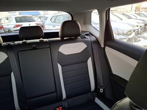 New 2025 Volkswagen Taos SEL AWD/4WD image 14