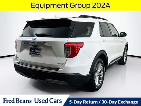 Certified 2023 Ford Explorer XLT w/ Equipment Group 202A AWD/4WD image 9