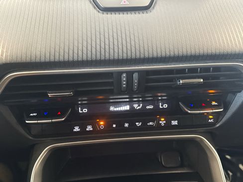 Certified 2024 MAZDA CX-90 3.3 Turbo w/ Select Package image 16