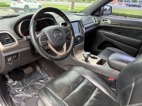 Used 2014 Jeep Grand Cherokee Overland RWD image 12
