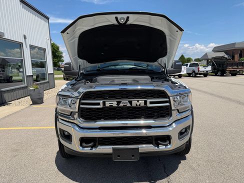 Used 2023 RAM 4500 Tradesman RWD image 30