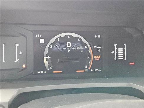 Used 2025 Toyota Tacoma SR5 image 7