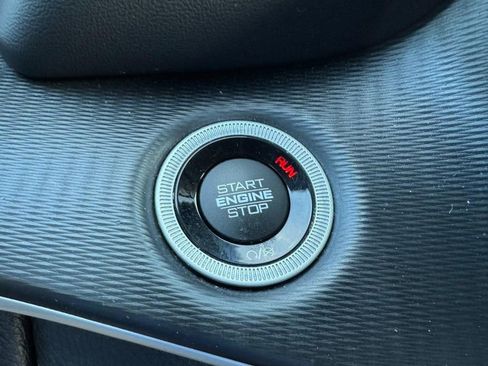 Used 2023 Jeep Grand Cherokee L Laredo image 21