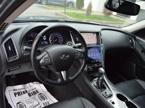 Used 2016 INFINITI Q50 Premium w/ 2.0T Premium Plus Package RWD image 8