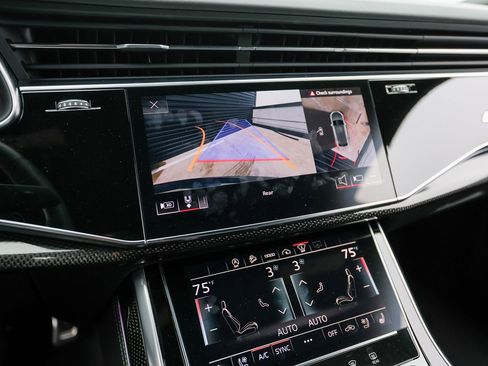 Used 2021 Audi SQ8 Prestige image 19