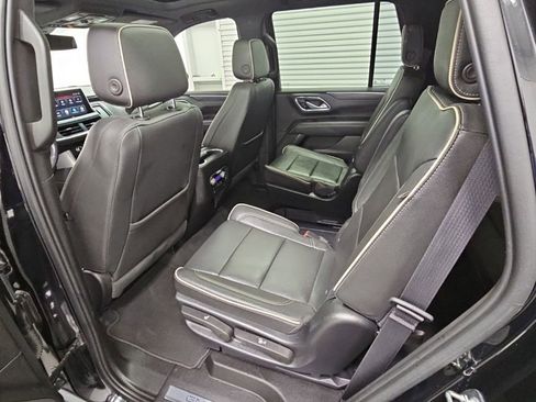 Used 2022 GMC Yukon SLT w/ SLT Premium Package AWD/4WD image 33