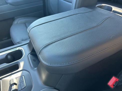 New 2026 GMC Sierra 1500 Denali AWD/4WD image 39