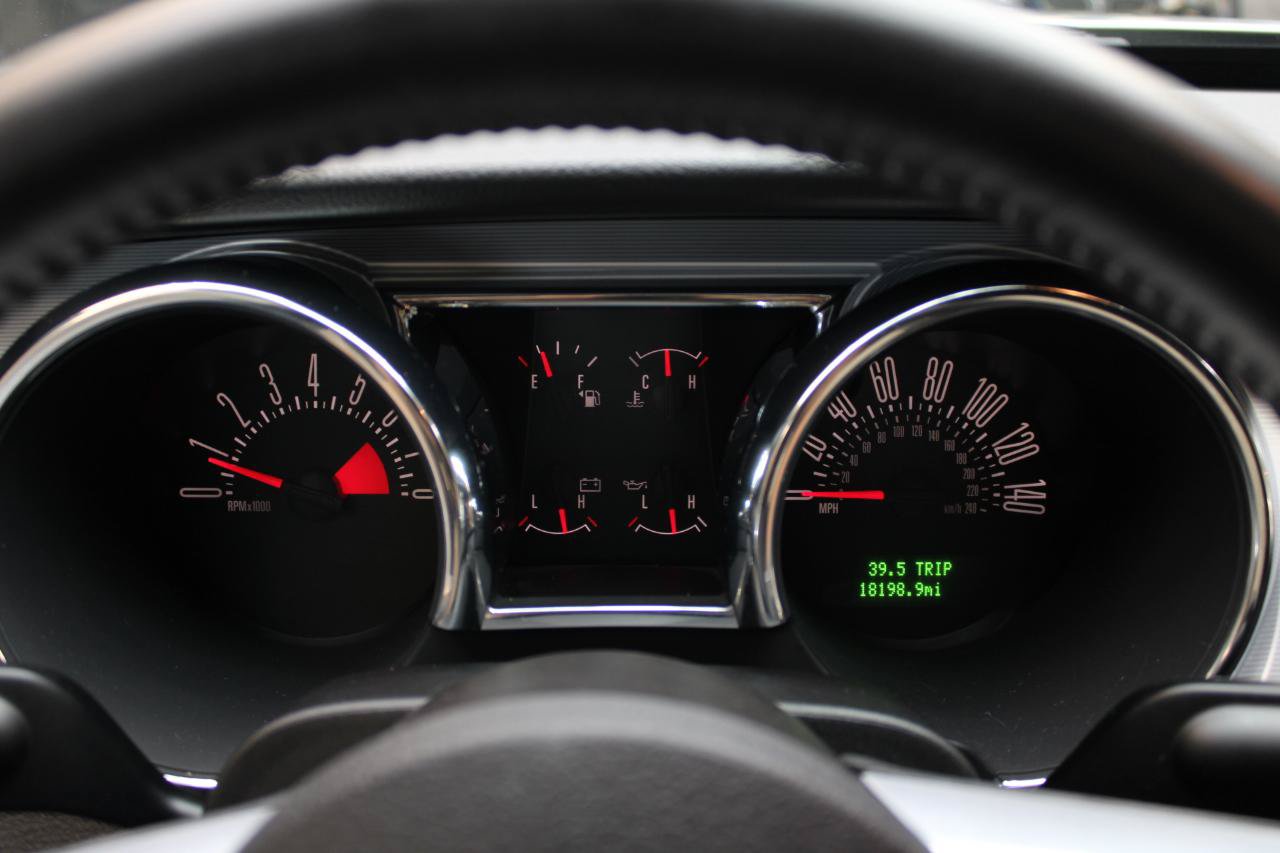 Used 2005 Ford Mustang GT RWD image 6