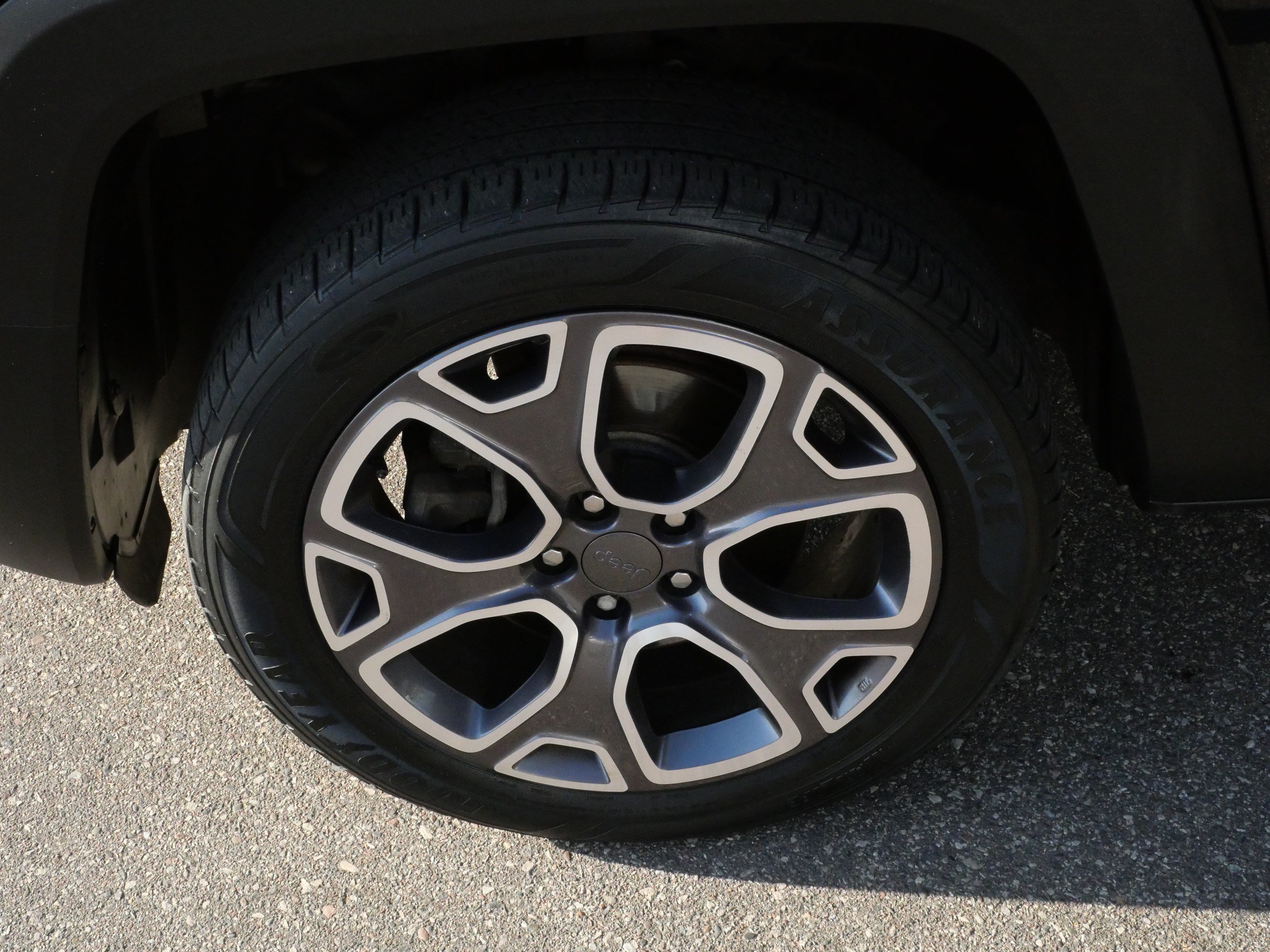 Used 2016 Jeep Renegade Limited AWD/4WD image 11