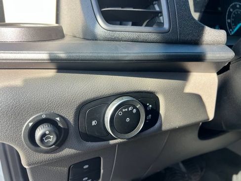 Used 2025 Ford Transit 250 Low Roof w/ Exterior Upgrade Package RWD image 17