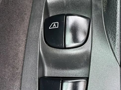Used 2013 Nissan Altima 2.5 SV FWD image 24