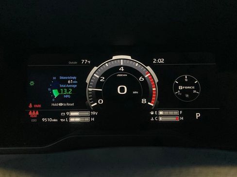 Used 2024 Toyota Tundra Limited w/ Power Package AWD/4WD image 14