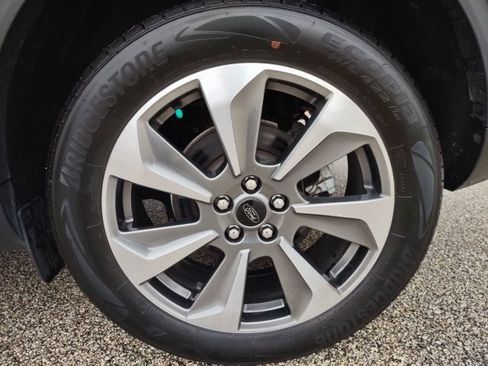 Used 2024 Ford Escape Platinum AWD/4WD image 27