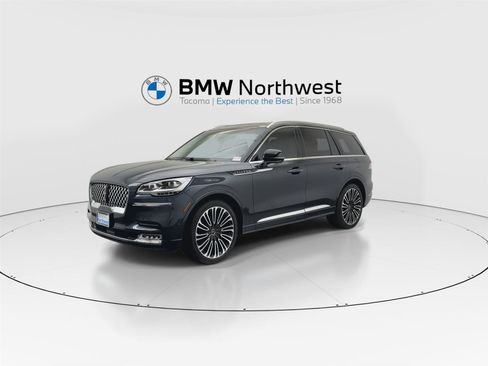 Used 2023 Lincoln Aviator Black Label w/ Dynamic Handling Package image 9