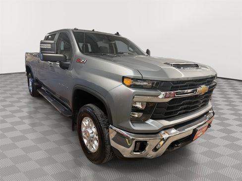 Used 2024 Chevrolet Silverado 3500 LT w/ All Star Edition image 3