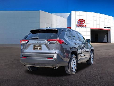 Used 2024 Toyota RAV4 LE AWD/4WD image 10