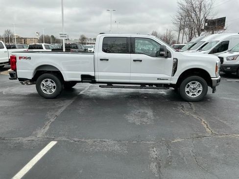 New 2026 Ford F350 XLT image 3