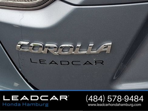 Used 2024 Toyota Corolla SE w/ SE Premium Package FWD image 30