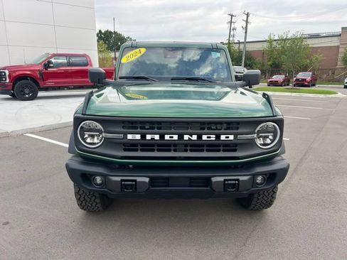 Used 2024 Ford Bronco Black Diamond AWD/4WD image 2