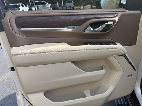 Used 2023 GMC Yukon Denali w/ Max Trailering Package image 6
