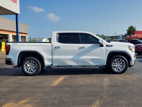Used 2021 GMC Sierra 1500 SLT w/ SLT Premium Package AWD/4WD image 5