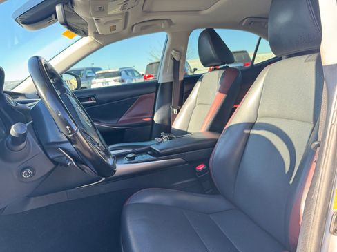 Used 2018 Lexus IS 300 300 image 12