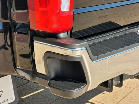 Used 2023 Ford F350 XLT w/ FX4 Off-Road Package image 9