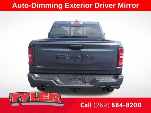 New 2026 RAM 1500 4x4 Crew Cab image 7