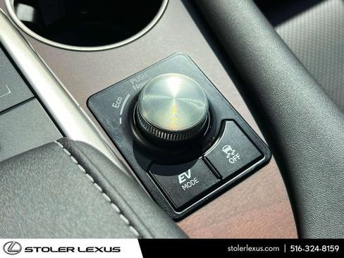 Used 2022 Lexus RX 450h AWD w/ Premium Package image 40