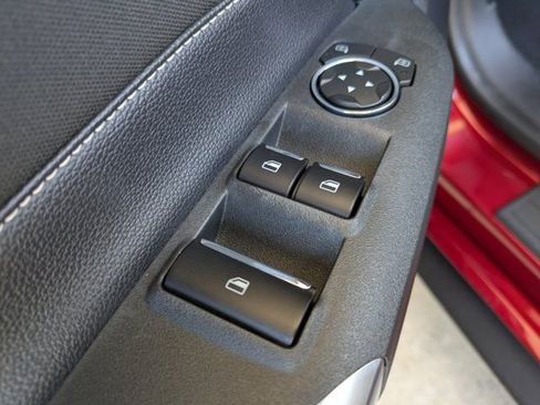 Certified 2019 Ford Mustang Convertible w/ Equipment Group 101A image 21