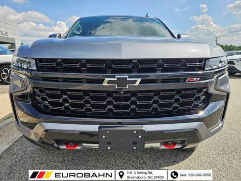 Used 2022 Chevrolet Tahoe Z71 w/ Z71 Off-Road Package AWD/4WD image 8