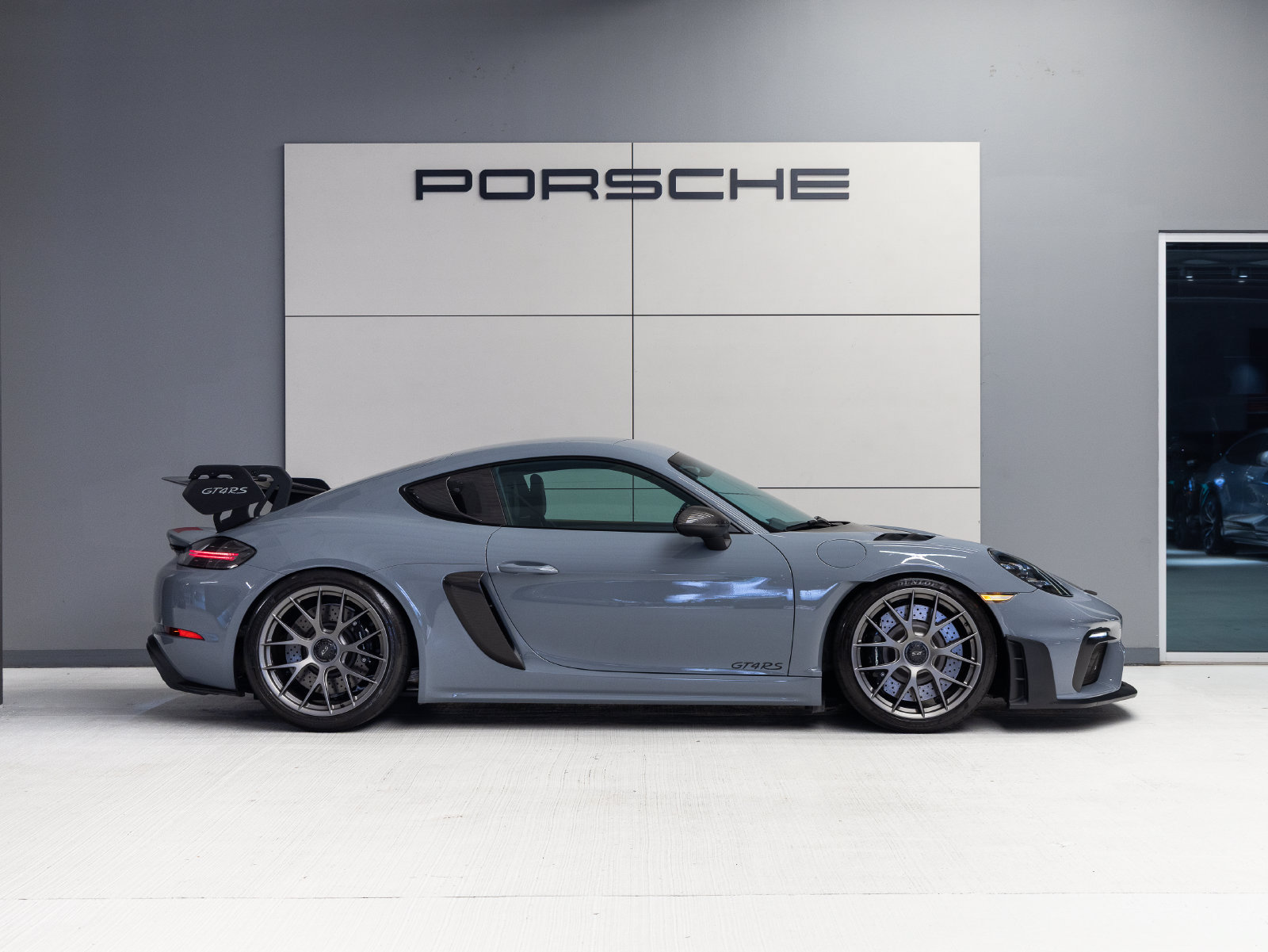 Used 2023 Porsche 718 Cayman GT4 RS w/ Weissach Package RWD image 8