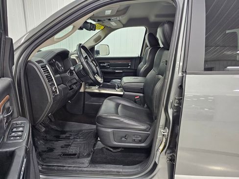 Used 2013 RAM 2500 Laramie w/ Cold Weather Group image 12