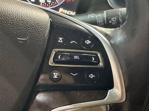 Used 2013 Cadillac XTS Premium FWD image 22