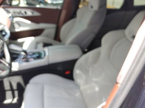 Used 2023 BMW XM AWD/4WD image 10