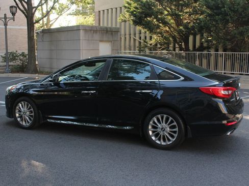 Used 2015 Hyundai Sonata Limited FWD image 9