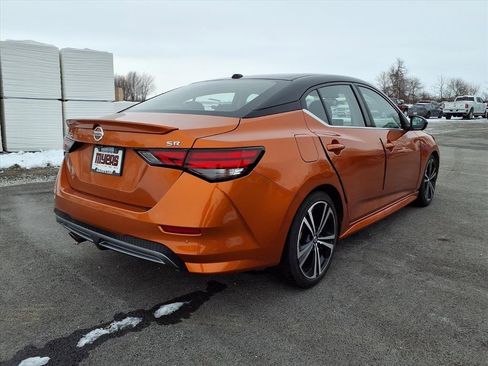 Used 2020 Nissan Sentra SR w/ Premium Package image 27