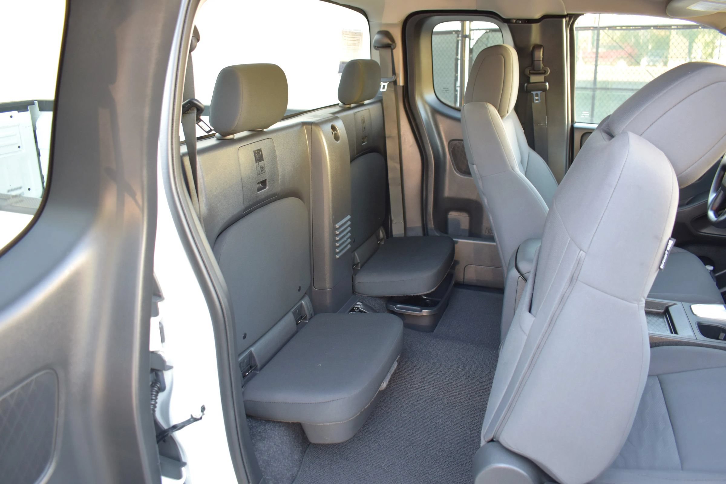 Used 2024 Nissan Frontier S w/ Technology Package RWD image 31