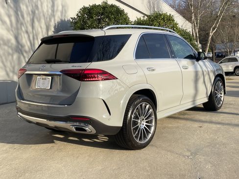 Certified 2025 Mercedes-Benz GLE 450 4MATIC image 6