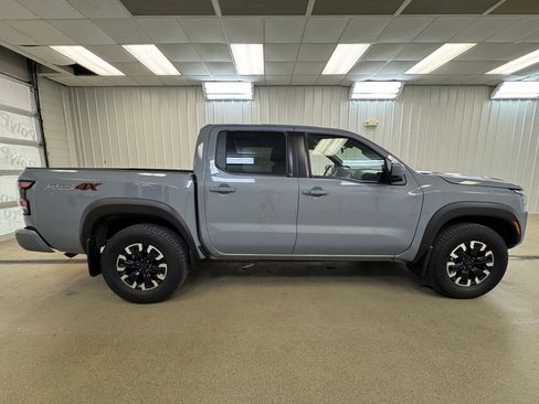 Used 2024 Nissan Frontier PRO-4X w/ Technology Package AWD/4WD image 5