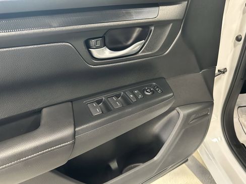 Used 2024 Honda CR-V EX image 16
