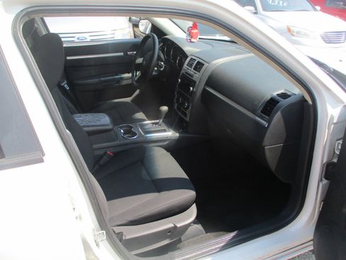 Used 2009 Dodge Charger SE w/ Convenience Group I image 7