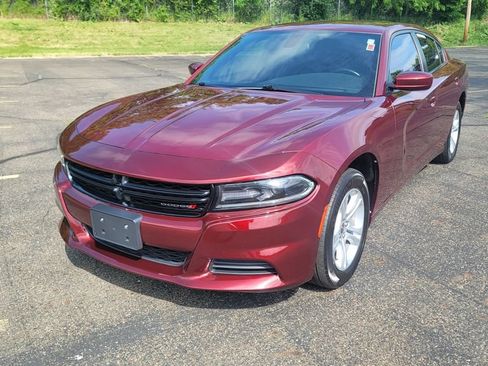 Used 2021 Dodge Charger SXT w/ Leather Interior Group RWD image 5