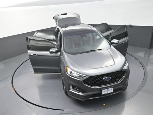 Used 2022 Ford Edge ST w/ Equipment Group 401A AWD/4WD image 33