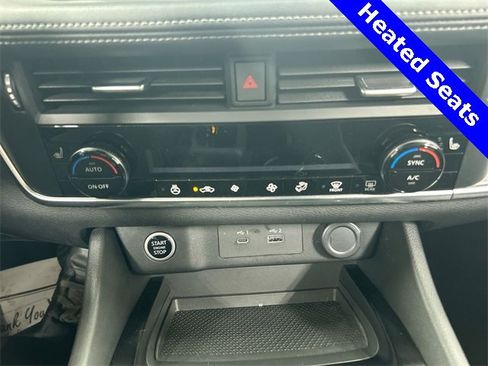 Certified 2023 Nissan Rogue SV w/ SV Premium Package image 16