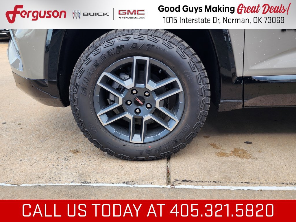 New 2027 GMC Terrain AT4 w/ Convenience Package III AWD/4WD image 57