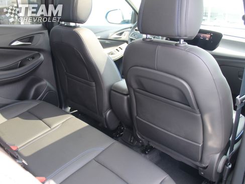Used 2026 Buick Encore GX Sport Touring w/ Comfort Package AWD/4WD image 25