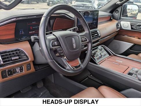 Used 2024 Lincoln Navigator L Reserve AWD/4WD image 11
