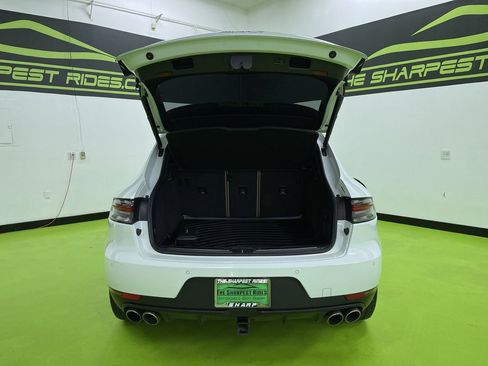 Used 2021 Porsche Macan S image 9